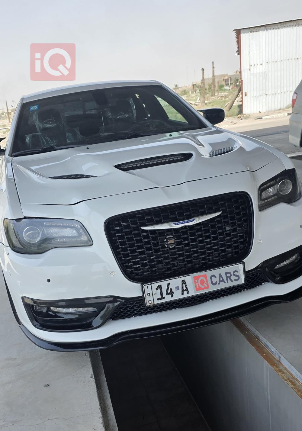 کرایسلەر 300